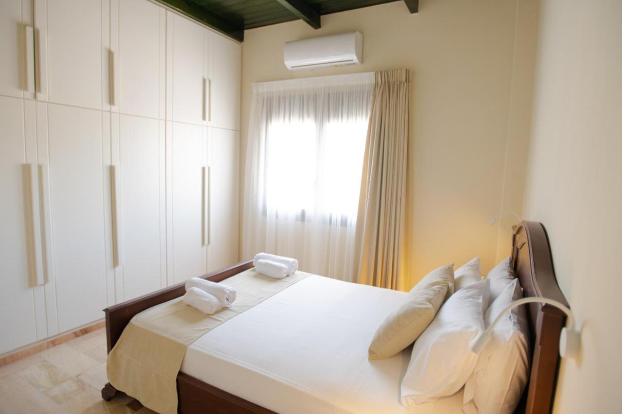 Marble Luxury Suites Картерос Екстериор снимка