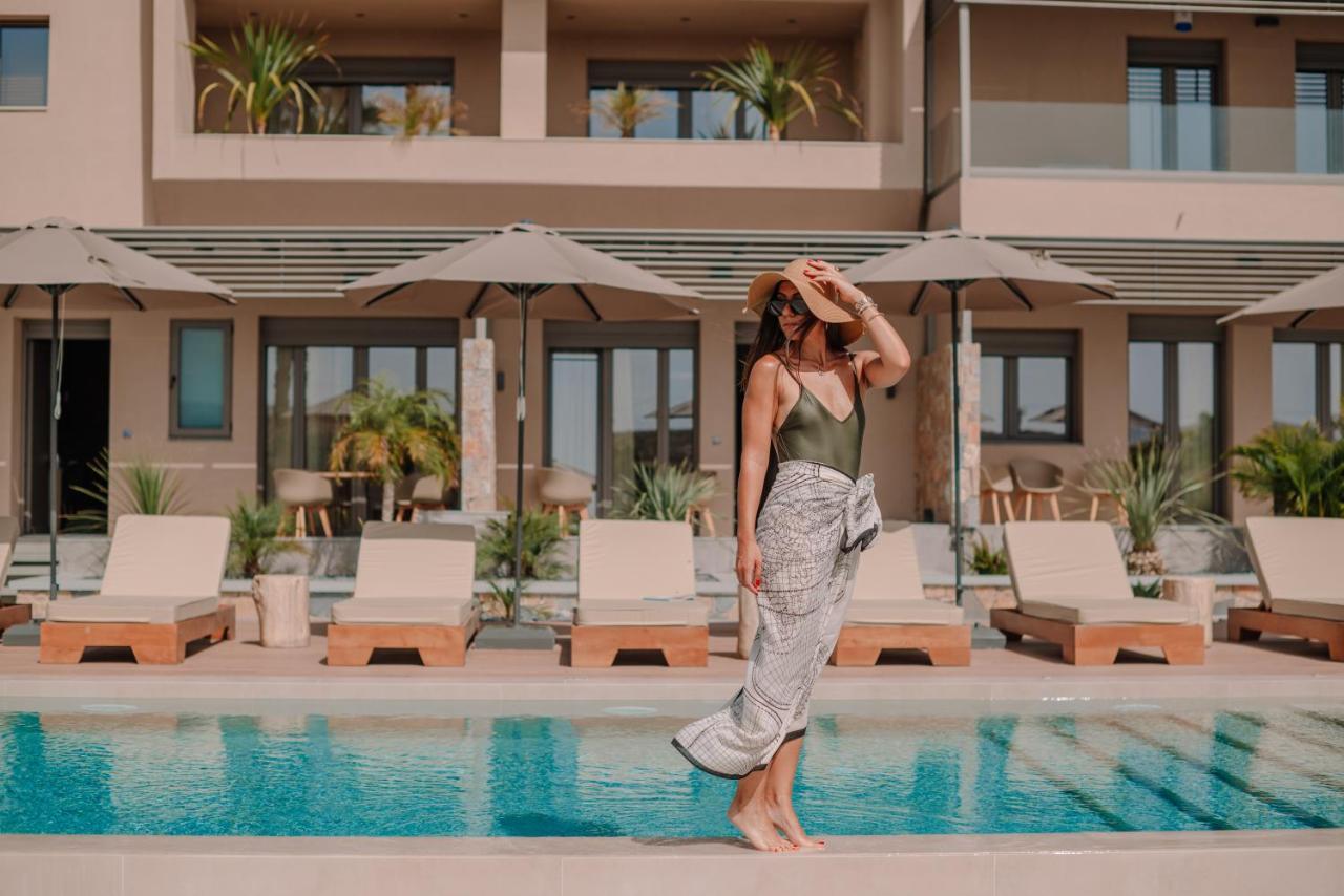 Marble Luxury Suites Картерос Екстериор снимка