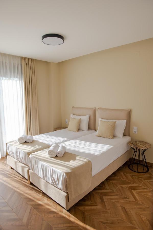 Marble Luxury Suites Картерос Екстериор снимка