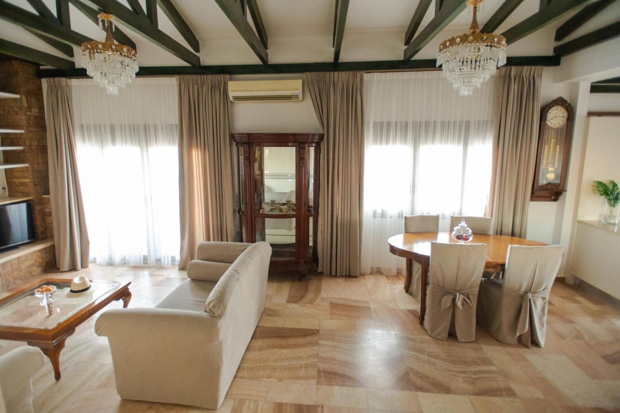 Marble Luxury Suites Картерос Екстериор снимка