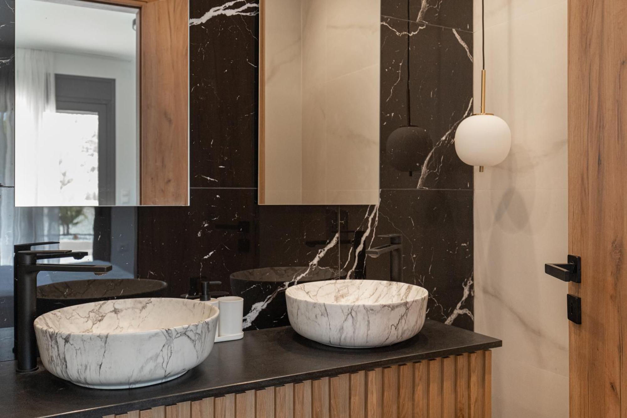 Marble Luxury Suites Картерос Стая снимка